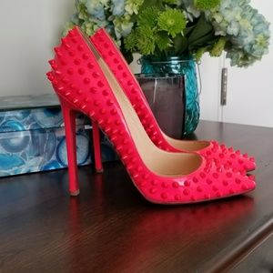 🚫TRADED🚫Christian Louboutin Pigalle Spike Pink